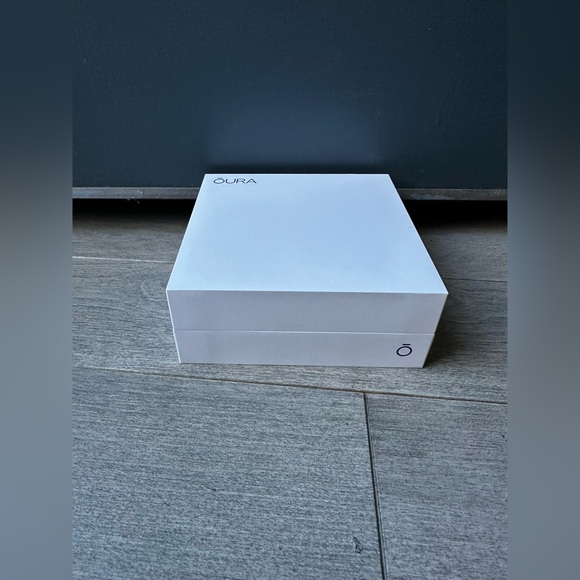 Unisex Oura Horizon Ring Gold Gen 3 Activity Health Sleep Wellness NEW Size 9 - Picture 6 of 7